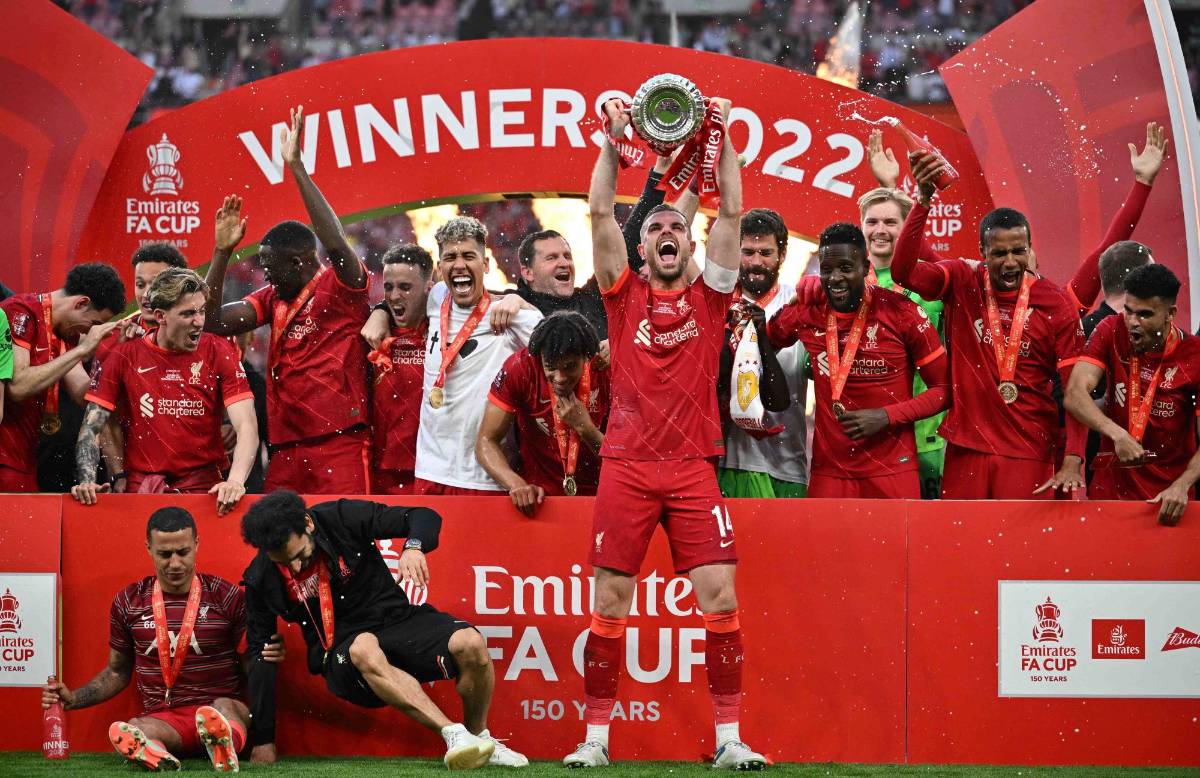 El Liverpool conquista la Copa de Inglaterra contra el Chelsea y ahora le apuesta al Real Madrid en la Champions