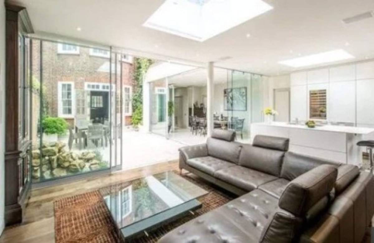 Se retiró hace ocho años: El imperio inmobiliario y el negocio de muebles de lujo de Sol Campbell