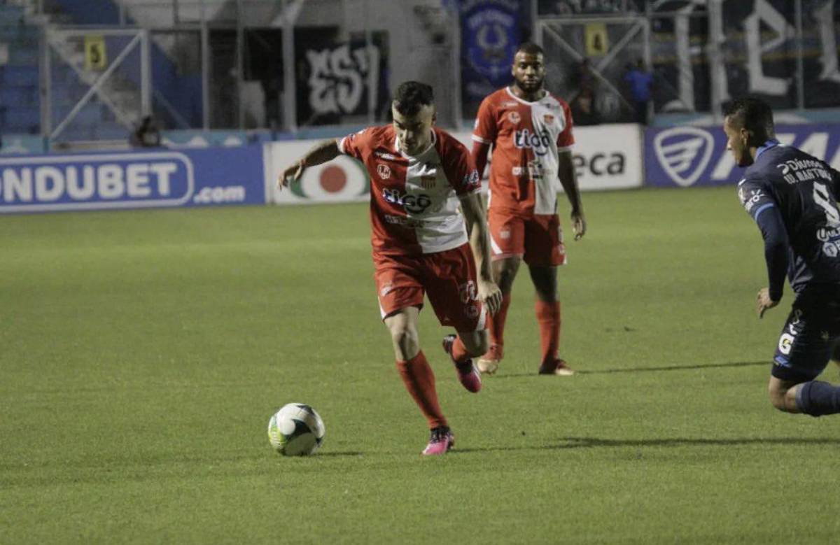 FICHAJES: Tres panameños mueven el mercado, Olimpia con dos salidas, legionario regresa y anuncian dos altas