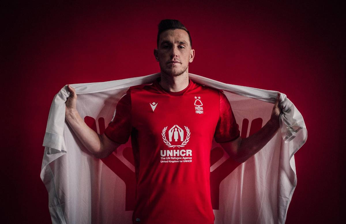 Revolución en el mercado: los sorpresivos fichajes para el Barcelona y la bomba del PSG; Real Madrid ofrece 80 millones por defensor