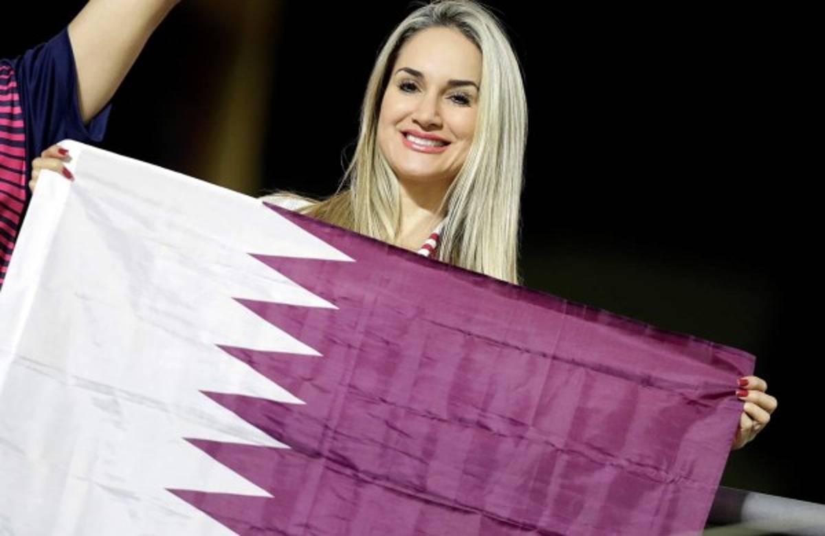 ¡Muñecas! Colombianas y aficionada qatarí enamoran en la Copa América 2019