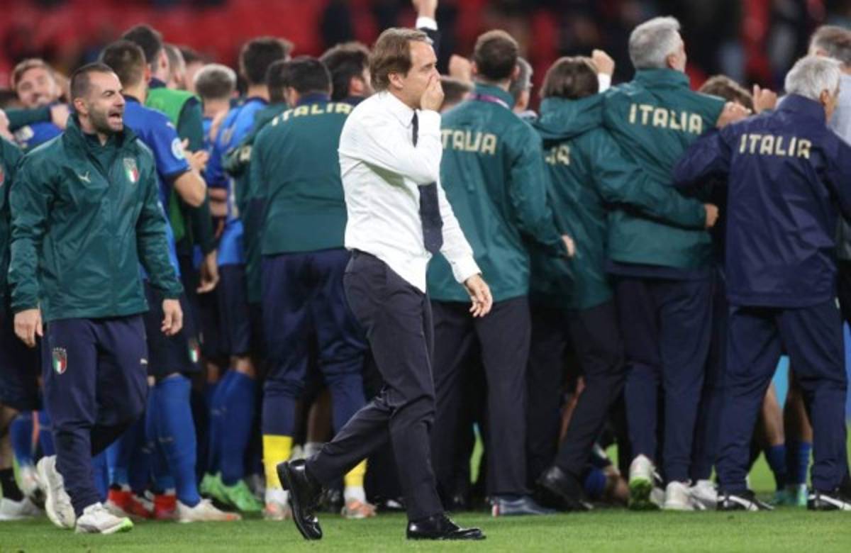 Día de locura y éxtasis en la Eurocopa: Italia despacha a España en tanda de penales