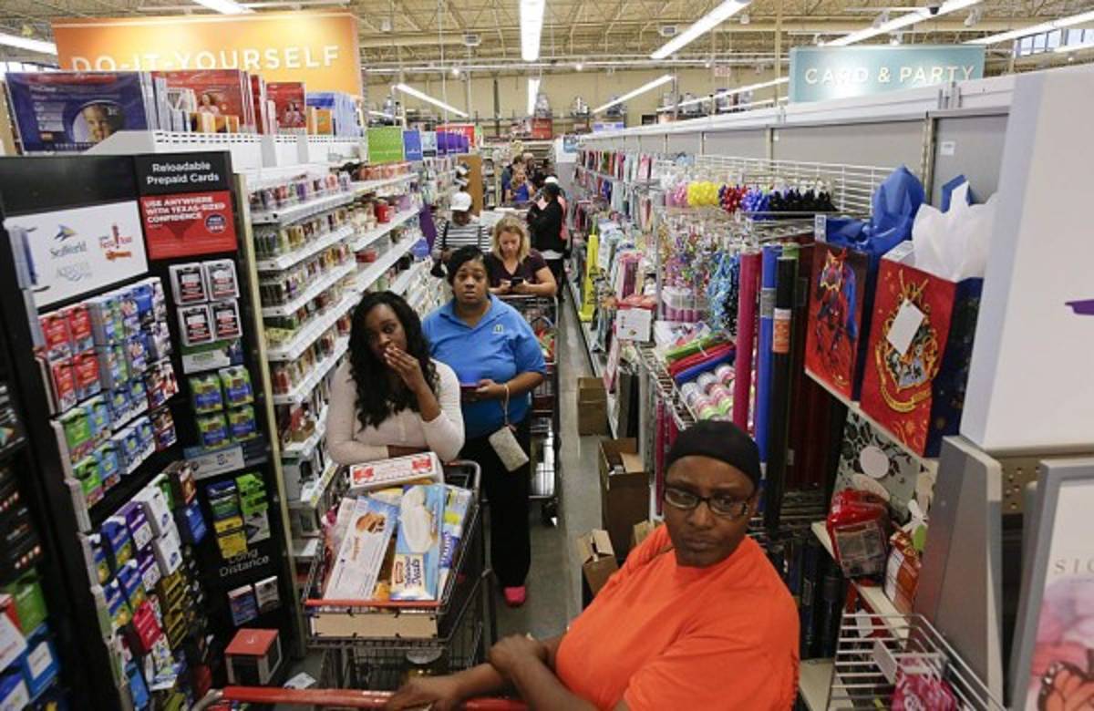 INFORME ESPECIAL: Asciende el número de muertes tras el paso del huracán Harvey en Houston, Texas