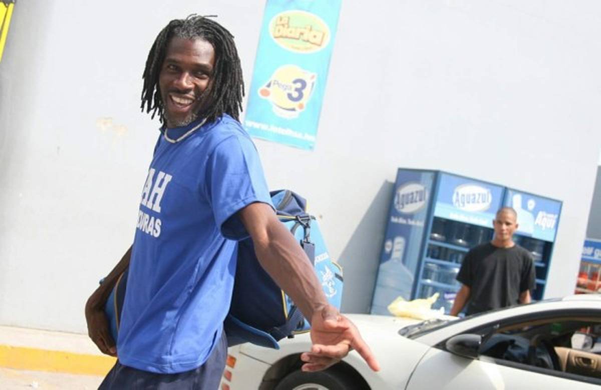 La convocatoria que desató polémica en Honduras en el 2003 con dos naturalizados