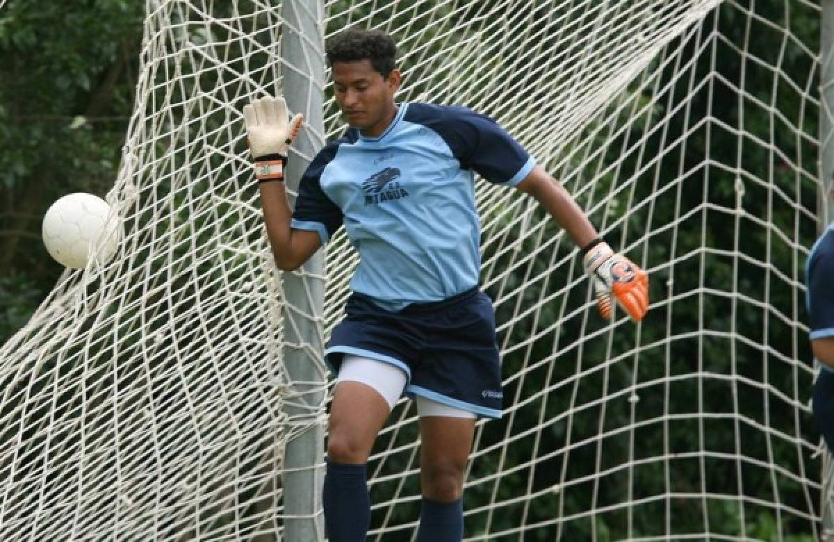 ¡Ninguno de Olimpia! Jocimar Nascimento da su 11 titular de compañeros que tuvo en el fútbol hondureño