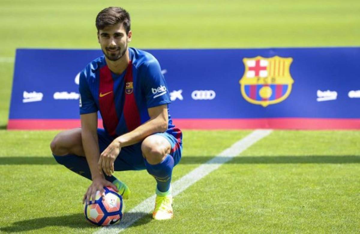 ¡LIMPIEZA! Los futbolistas que saldrían del Barcelona junto a Luis Enrique