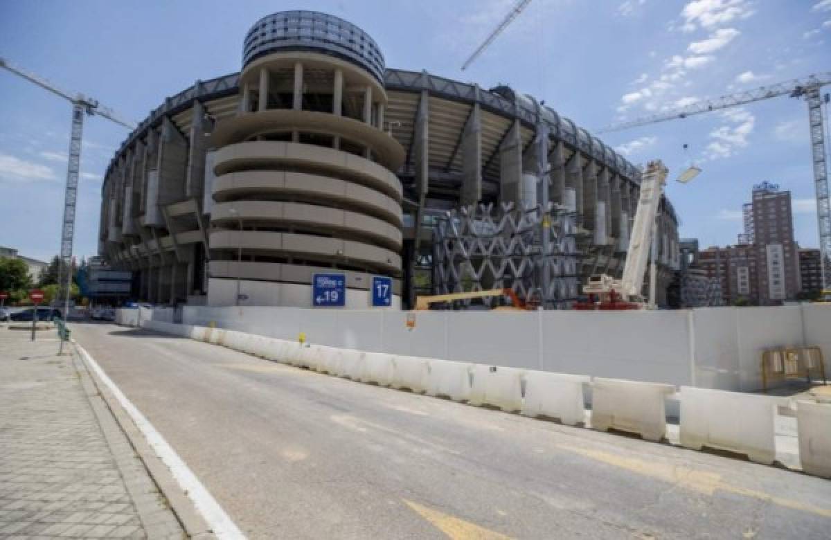 Así siguen las obras para el nuevo Santiago Bernabéu: La cubierta del estadio, en septiembre