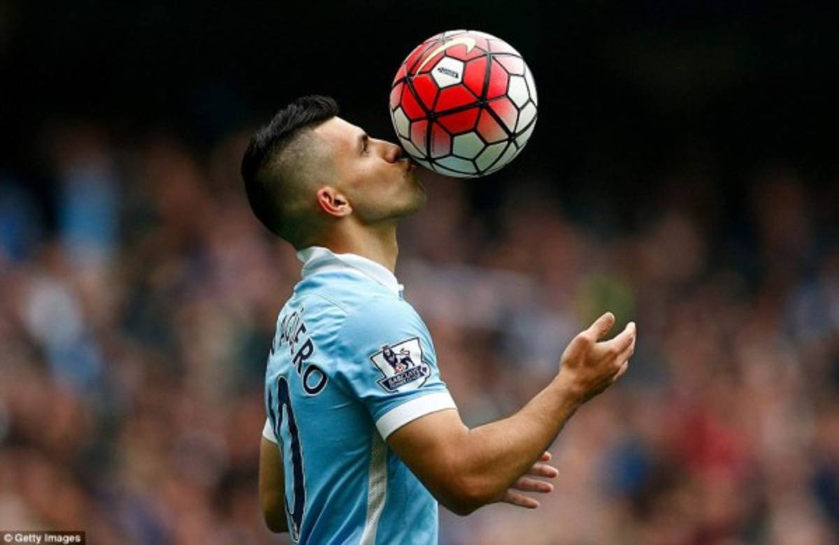 FOTOS: Así fueron los cinco goles del Kun Agüero ante el Newcastle