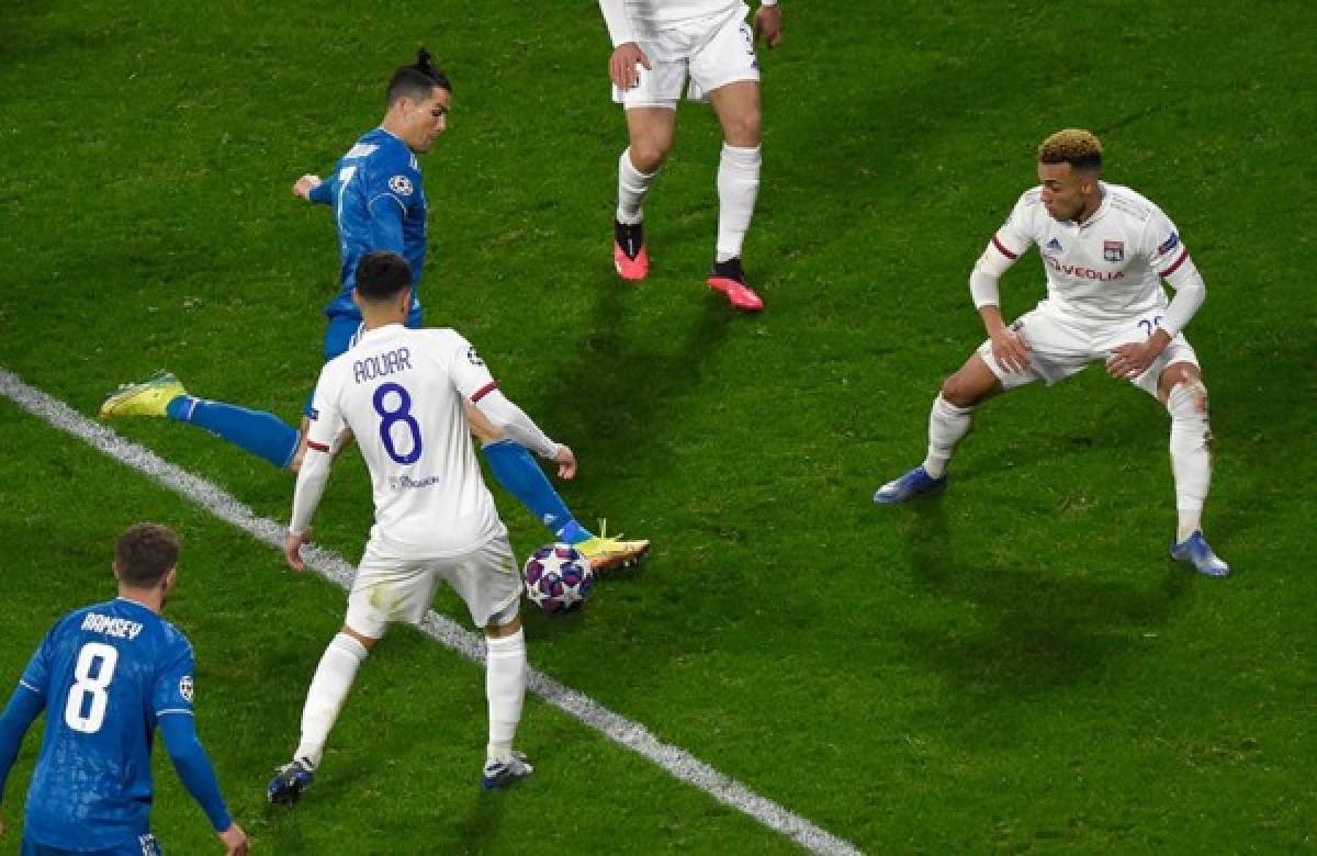 ¡No se vio! El berrinche de Cristiano Ronaldo y el aficionado fantasma en la cancha