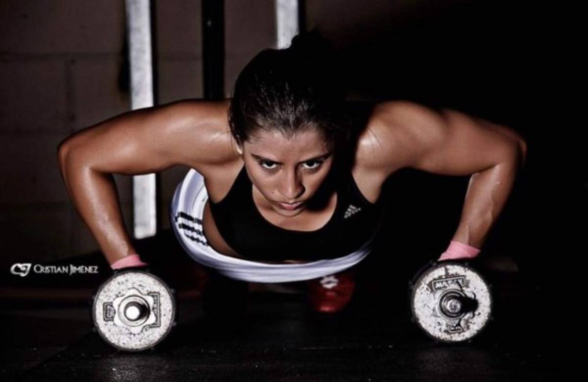 Yokasta Valle, la boxeadora costarricense que enamora fuera del ring