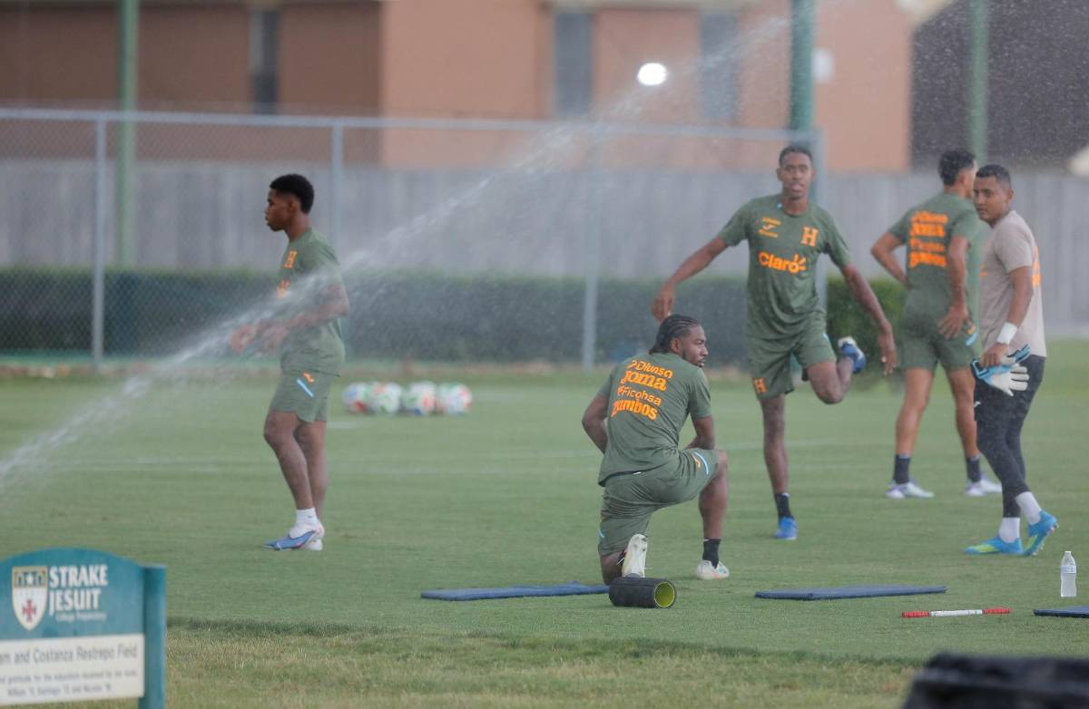 Con baja oficial y charlas de Francis, así fue el segundo entreno de Honduras