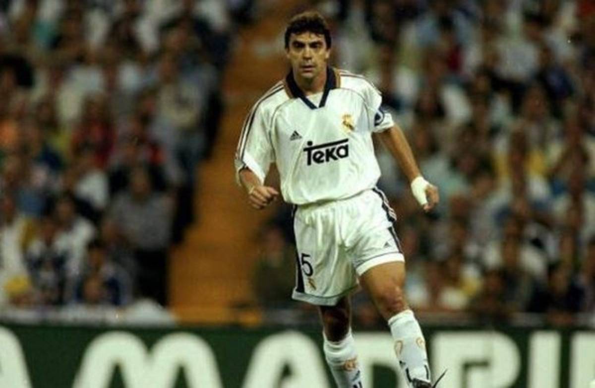 Los grandes futbolistas que tuvieron éxito como estudiantes universitarios