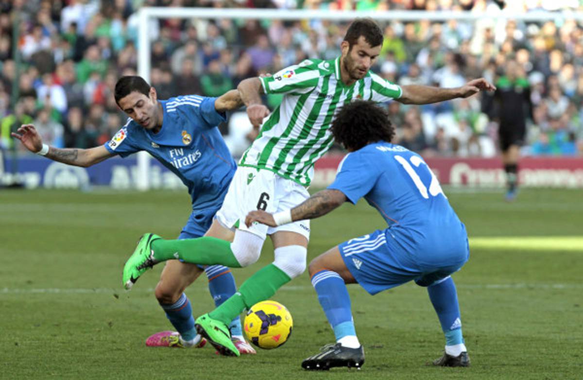 Real Madrid destroza al Betis en su casa