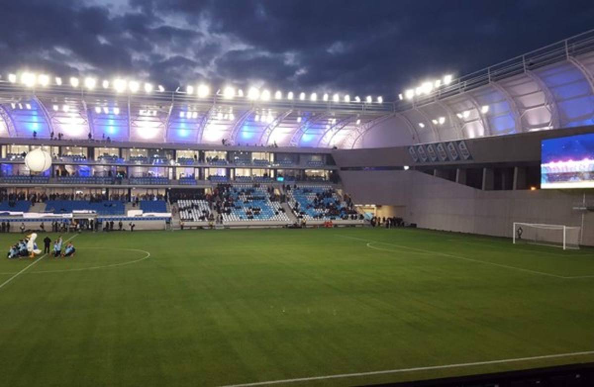 ¡El rotundo cambio que le quieren hacer al estadio Nacional con su alumbrado!
