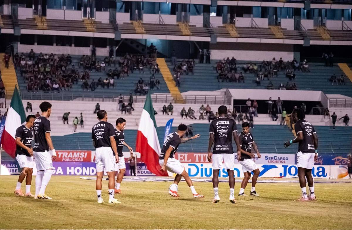 ¿Quién es el portero debutante? Regalo especial de “Yío” Puerto y las bellazas en el Olímpico con el Marathón vs Platense