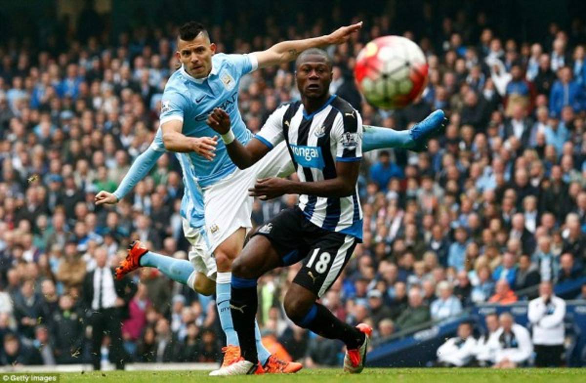 FOTOS: Así fueron los cinco goles del Kun Agüero ante el Newcastle