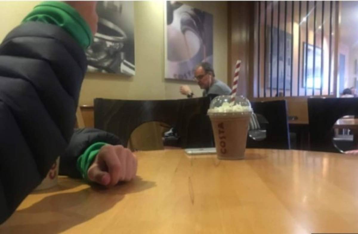 Así es la humilde vida de Bielsa: Se va caminando al trabajo y rechazó vivir en un hotel de lujo