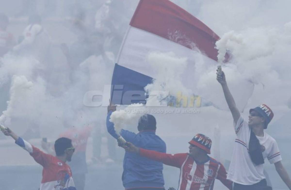 No viste en TV: La furia de Arboleda, euforia de Diego en un clásico de patadas