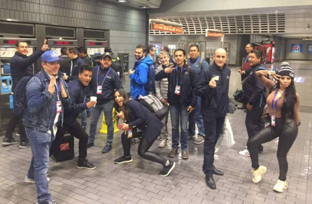 Ambientazo: Las hermosas porristas, grandes cantidades de aguacate y el equipo que eligió Trump para el Super Bowl