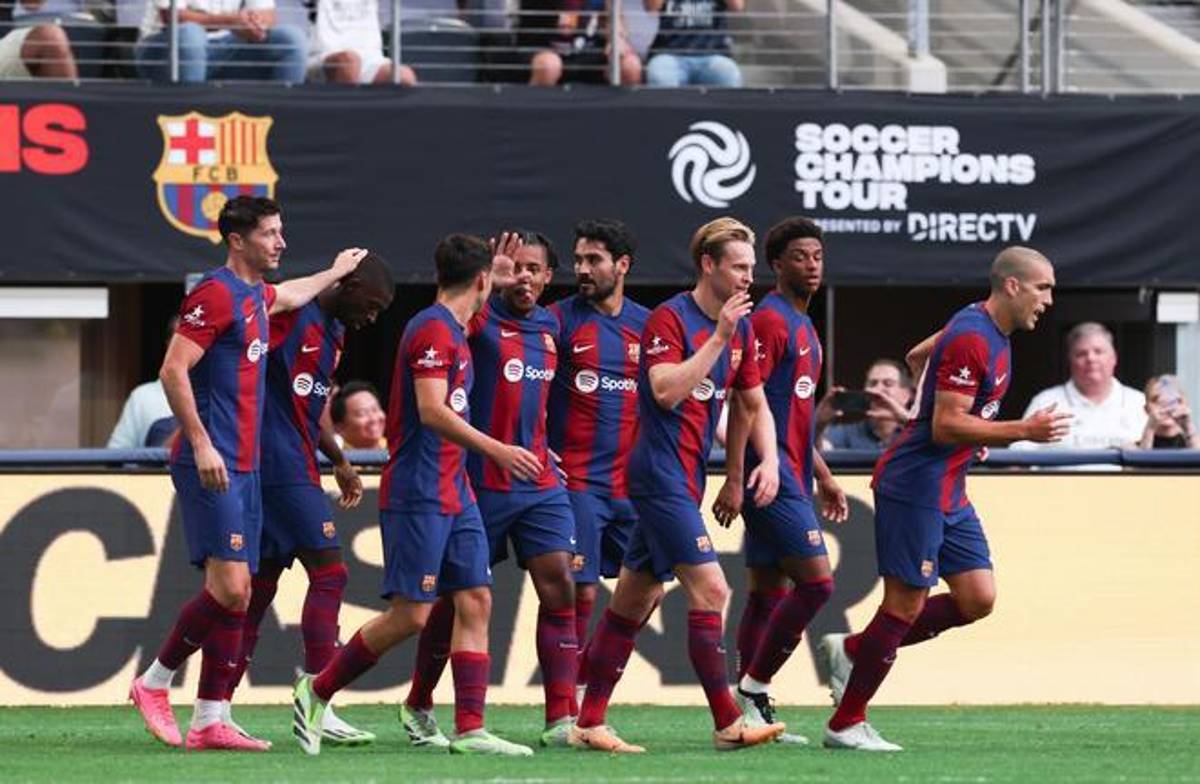 La agresión de Araújo a Vinicius, las cuatro víctimas del Clásico y la frustración de Ancelotti tras ser goleado por Barcelona