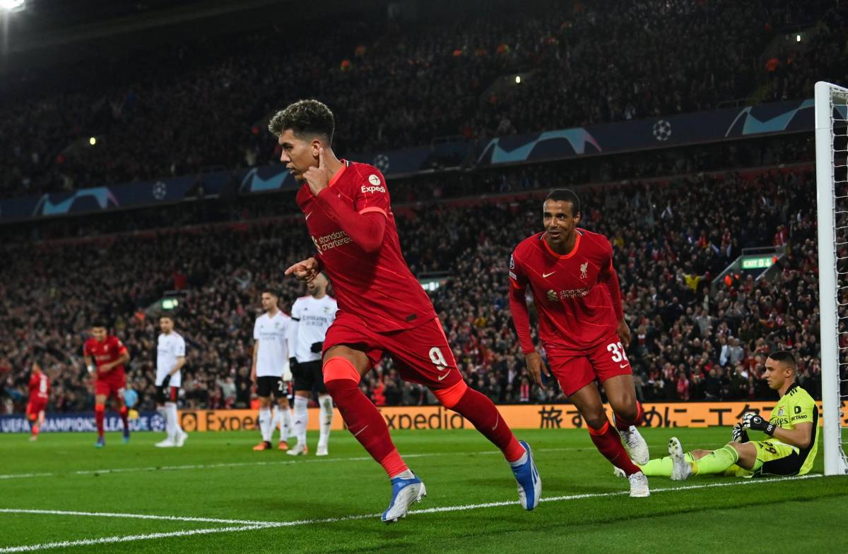 Liverpool sufre ante un gran Benfica en Anfield Road, pero sella su pase a semifinales de la Champions League
