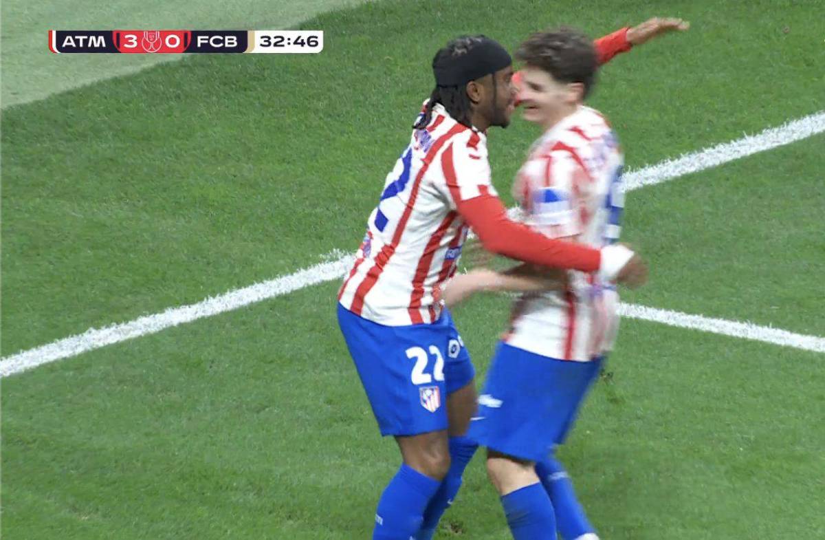 La traición de Hansi Flick, le celebró en la cara al Barcelona y la polémica arbitral en la paliza del Atlético en Copa del Rey