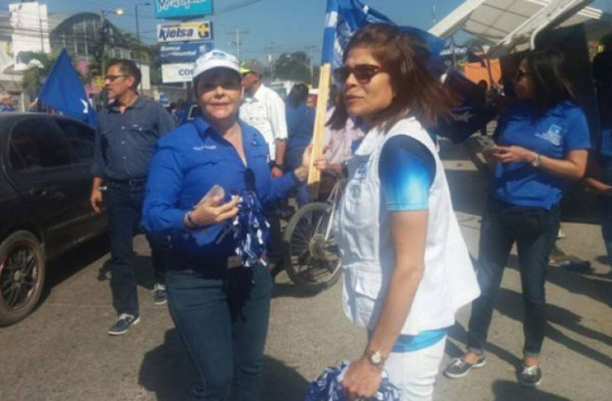 FOTOS: Así era Hilda Hernández, la hermana de JOH que murió en el accidente aéreo