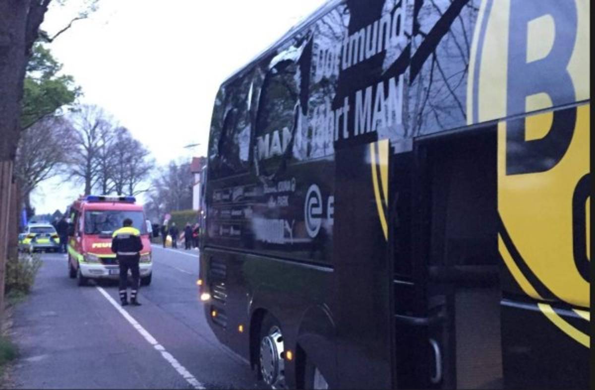Así quedó el autobús del Borussia Dortmund tras la explosión