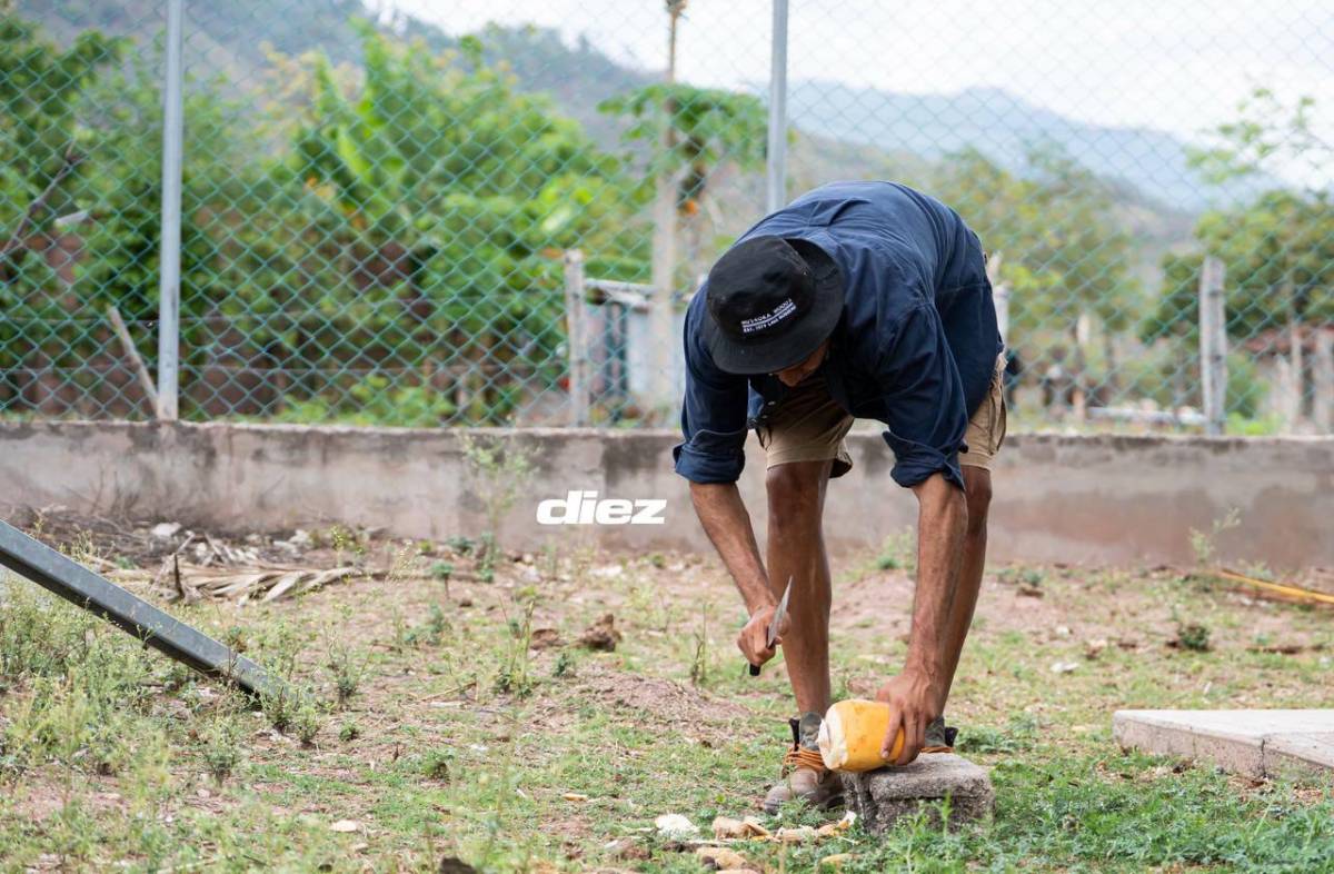 La humilde vida de Getsel Montes en el campo: Fútbol, ganadería y agricultura