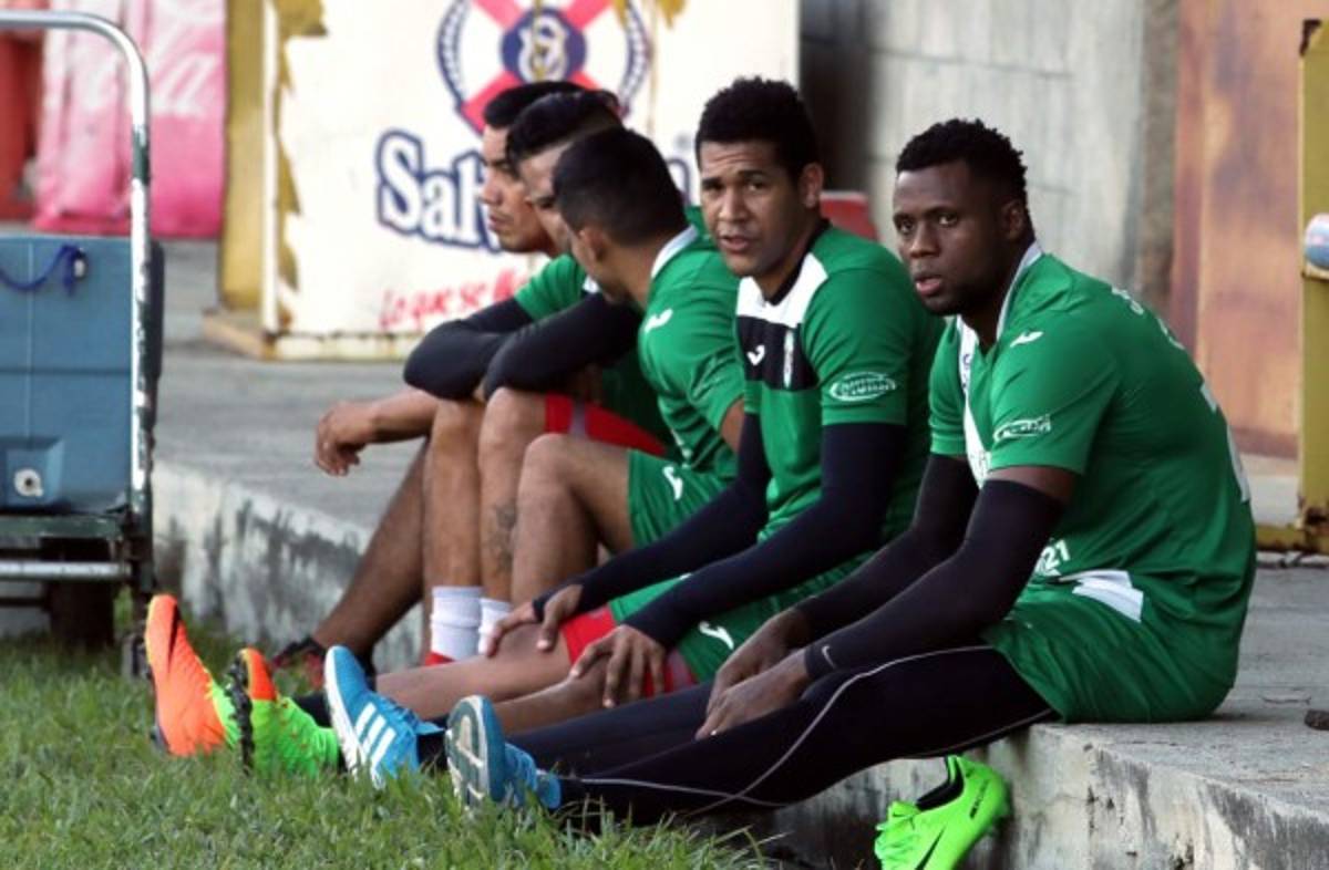 FICHAJES: Hay nuevos legionarios hondureños y Real España es noticia