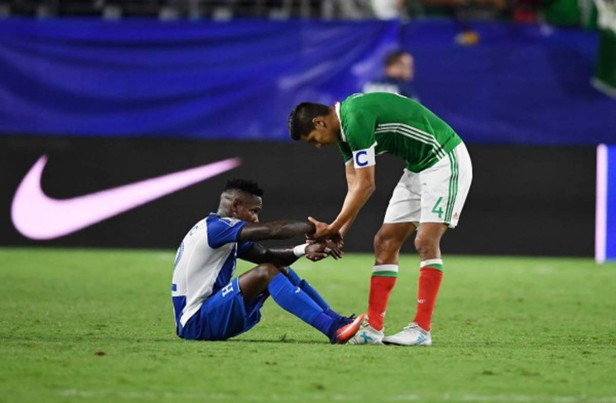 LO QUE NO SE VIO: El barbón, el espontáneo y el sufrimiento de Honduras