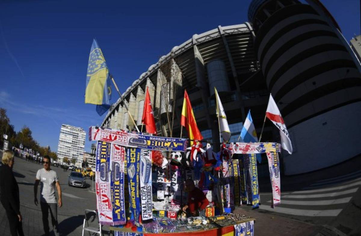 EN FOTOS: El impresionante ambiente en el Bernabéu para la final River-Boca    