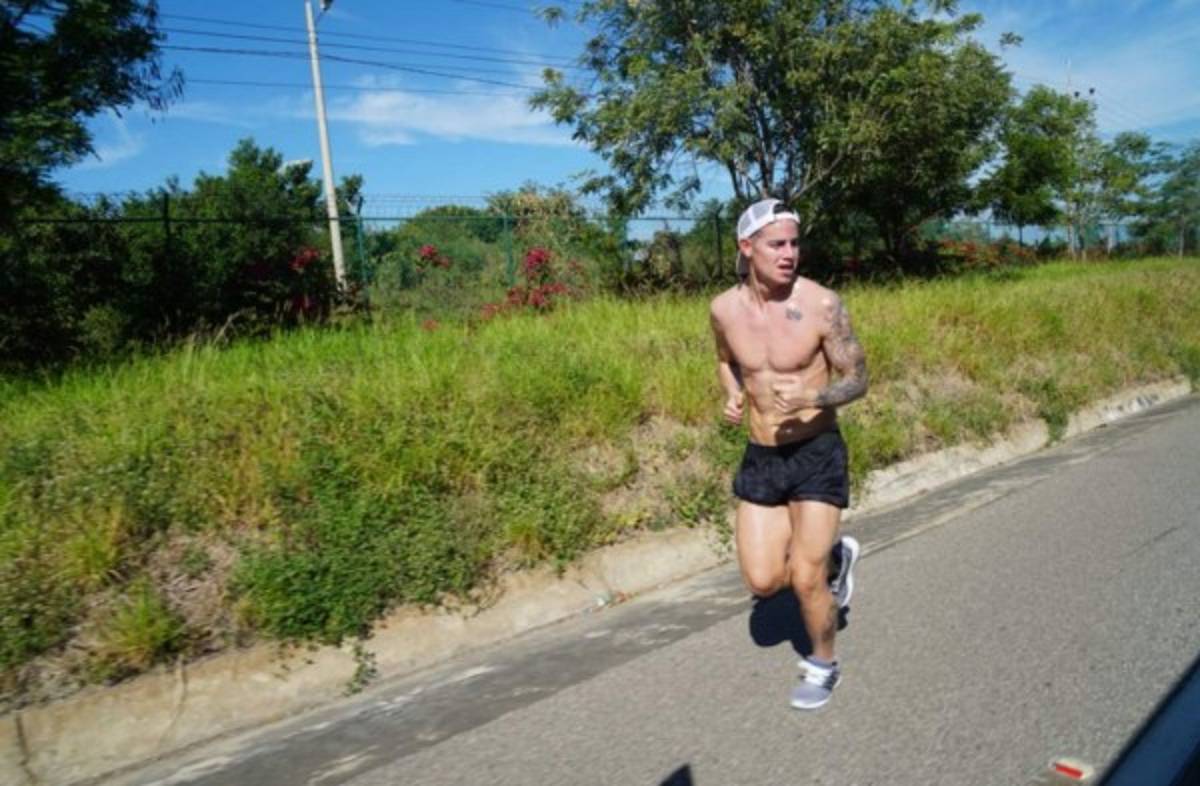 FOTOS: Así celebraron las fiestas de navidad los cracks por el mundo