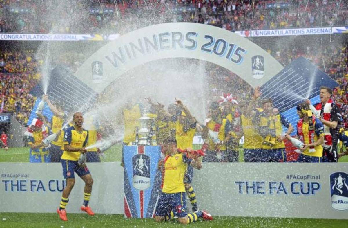 El Arsenal se queda con la FA CUP al vencer al Aston Villa