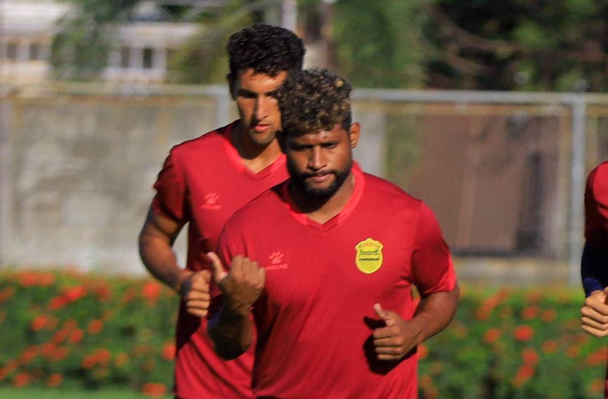 Fichajes: Asiático sorprende en Honduras, Buba López es noticia en el extranjero y la baja de Motagua que firmó en el exterior