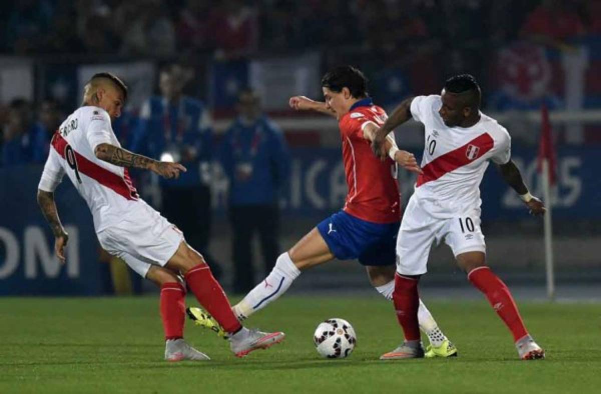 Chile venció 2-1 a Perú y pasa ala final de la Copa America 2015