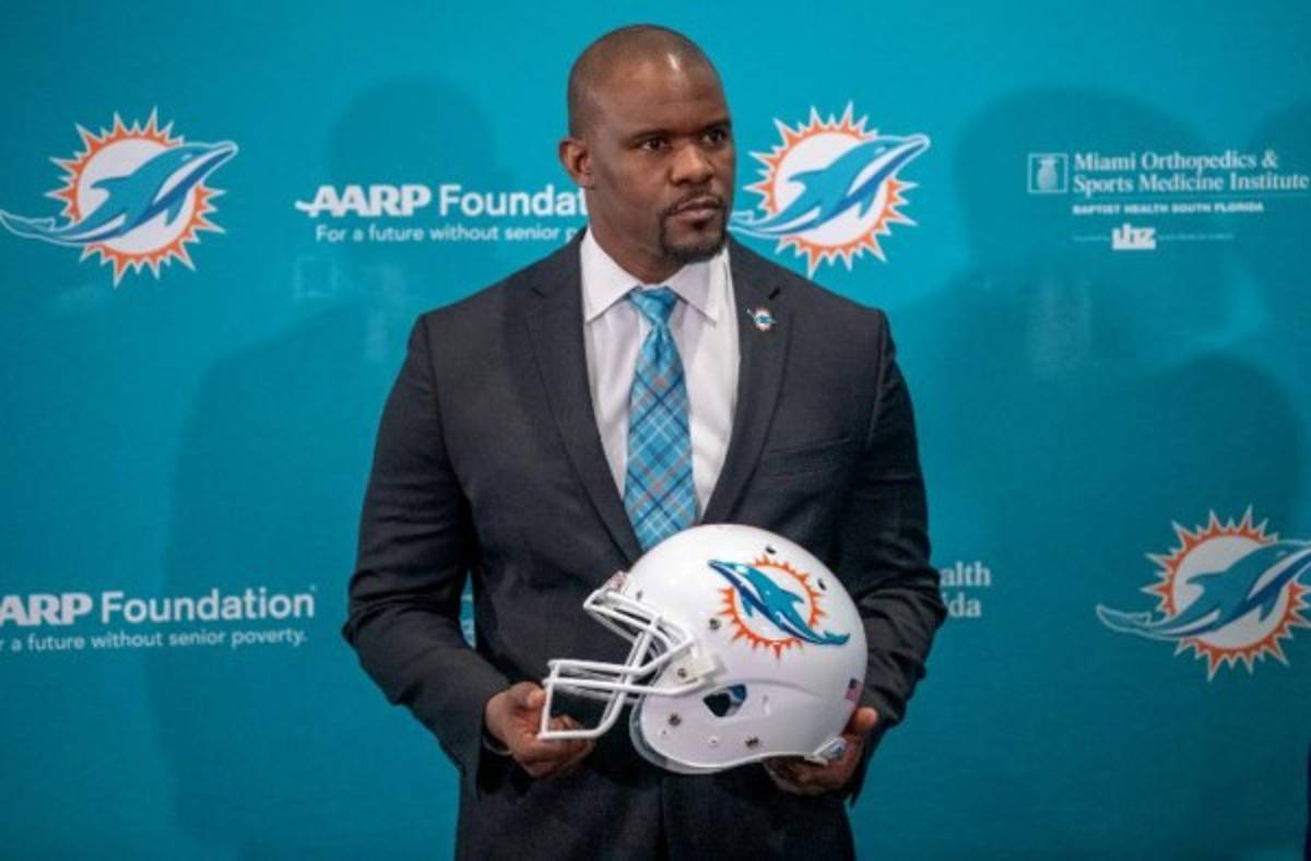 Fotos: Así fue presentado el hondureño Brian Flores como entrenador de Miami Dolphins
