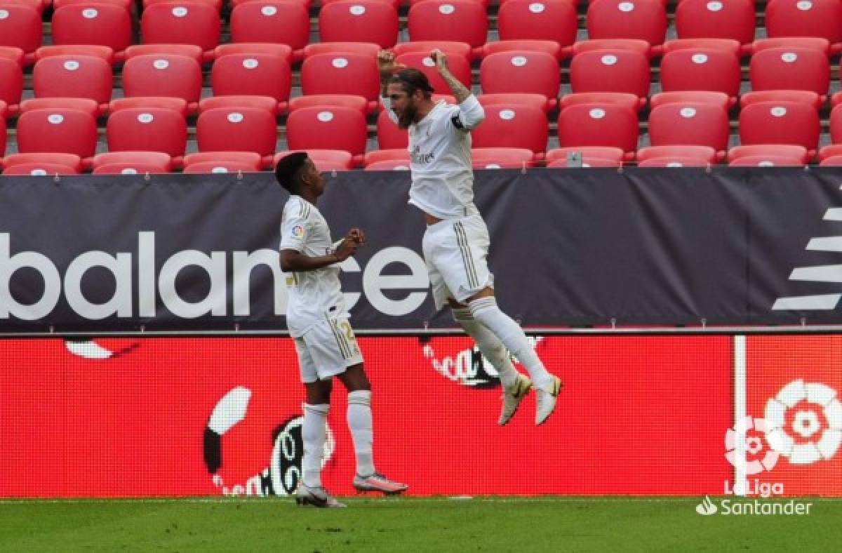 Fotos: La oración de Casemiro en el penal y el pisotón de Sergio Ramos en el Athletic-Real Madrid