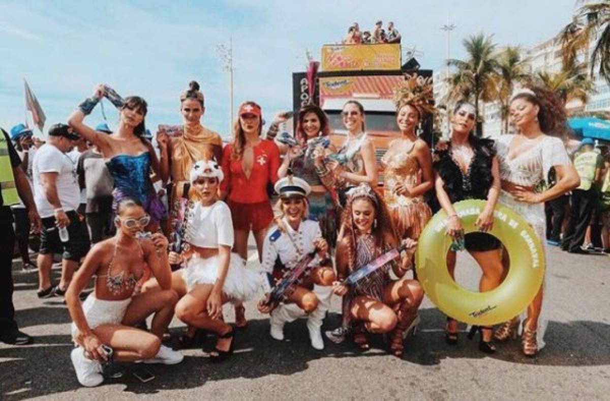 El sensual y atrevido vestido de Bruna Marquezine en el carnaval Brasil