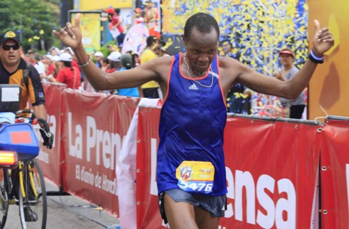 Espectacular jornada atlética en 40 Maratón Internacional de La Prensa