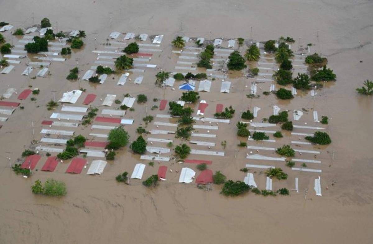 El Valle de Sula en Honduras, bajo el agua por Iota: Las apocalípticas fotografías aéreas