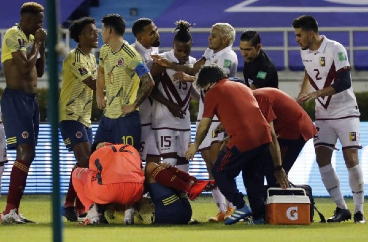 Dolorosas imágenes: así quedó el tobillo de Santiago Arias tras sufrir terrible lesión en el Colombia-Venezuela