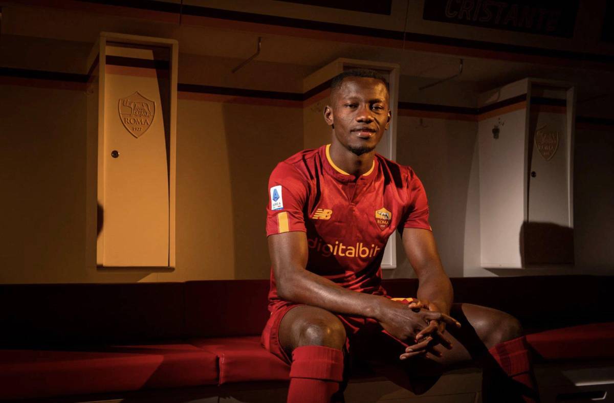 Arde el mercado en su penúltimo día: Barcelona tiene nuevo fichaje y Cristiano decide su destino; locura del Chelsea y Elis es noticia en Francia