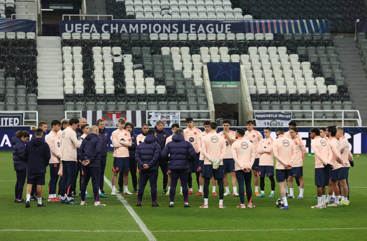 Hansi Flick le comunica que no será titular: le ha generado más de 20 goles y lo 'borra' del Barcelona