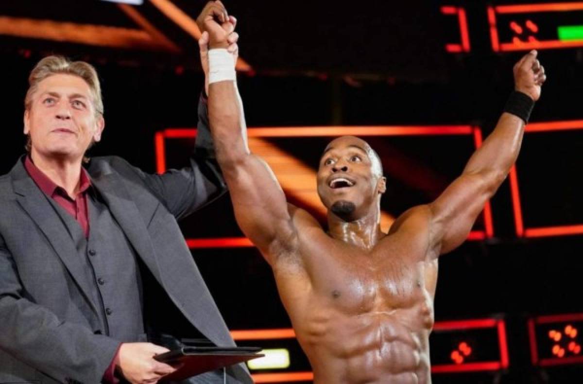 Luchador de la WWE pide su renuncia: ''Que se jod**, me niego a tabajar para racistas''