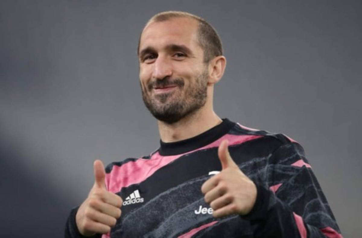 Mercado: Barcelona cierra dos fichajes, el campeón Atlético va por crack y bomba en el Real Madrid