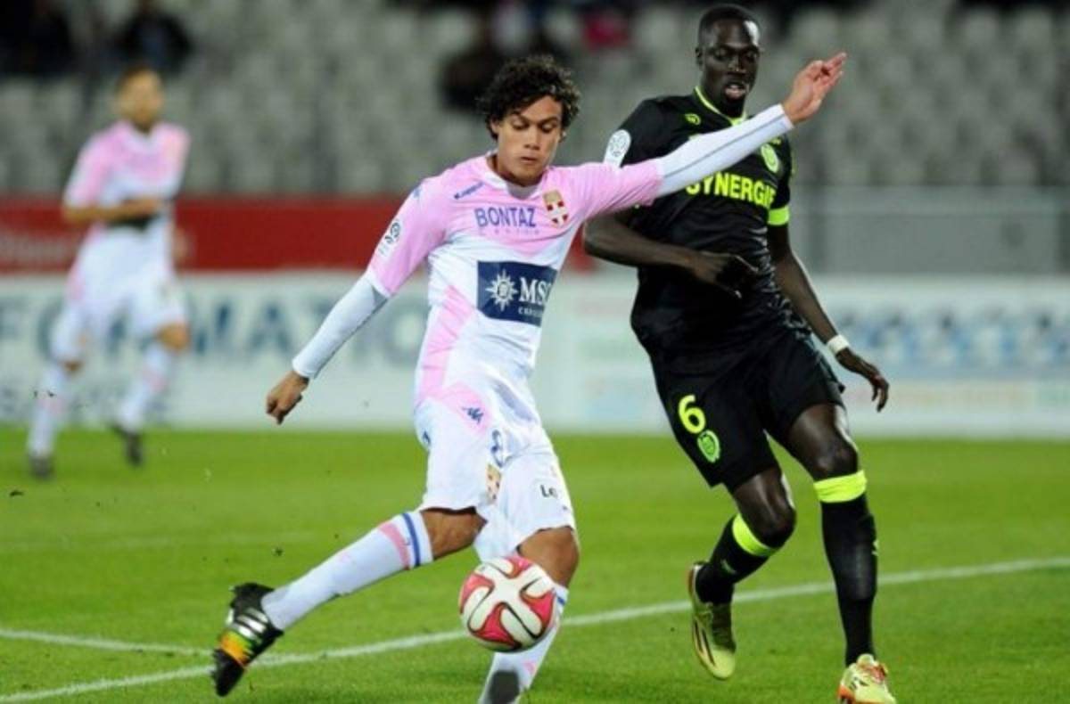 Los 20 mejores jugadores centroamericanos de FIFA 17