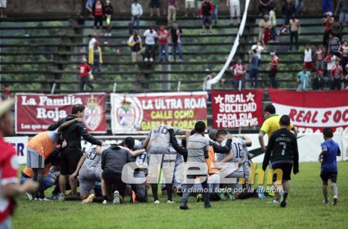 Las curiosas imágenes que la televisión no mostró del cierre de las vueltas