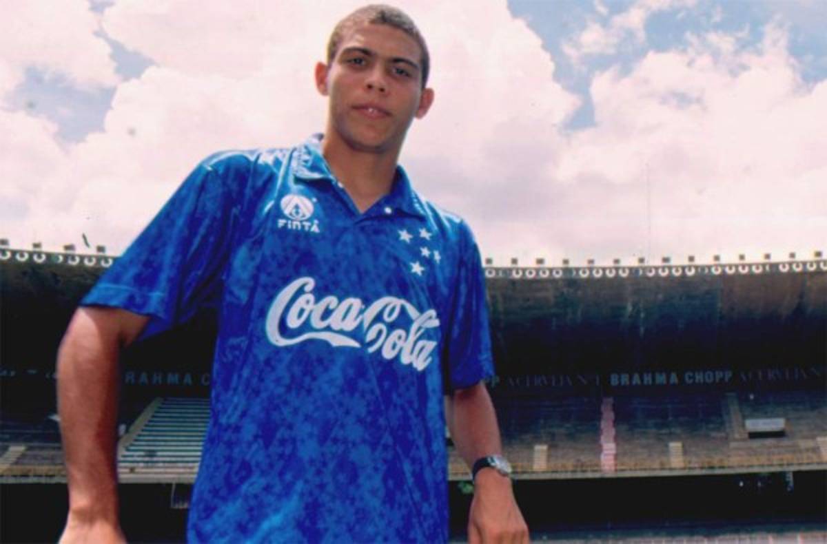 Las camisetas que Ronaldo Nazario vistió durante su carrera