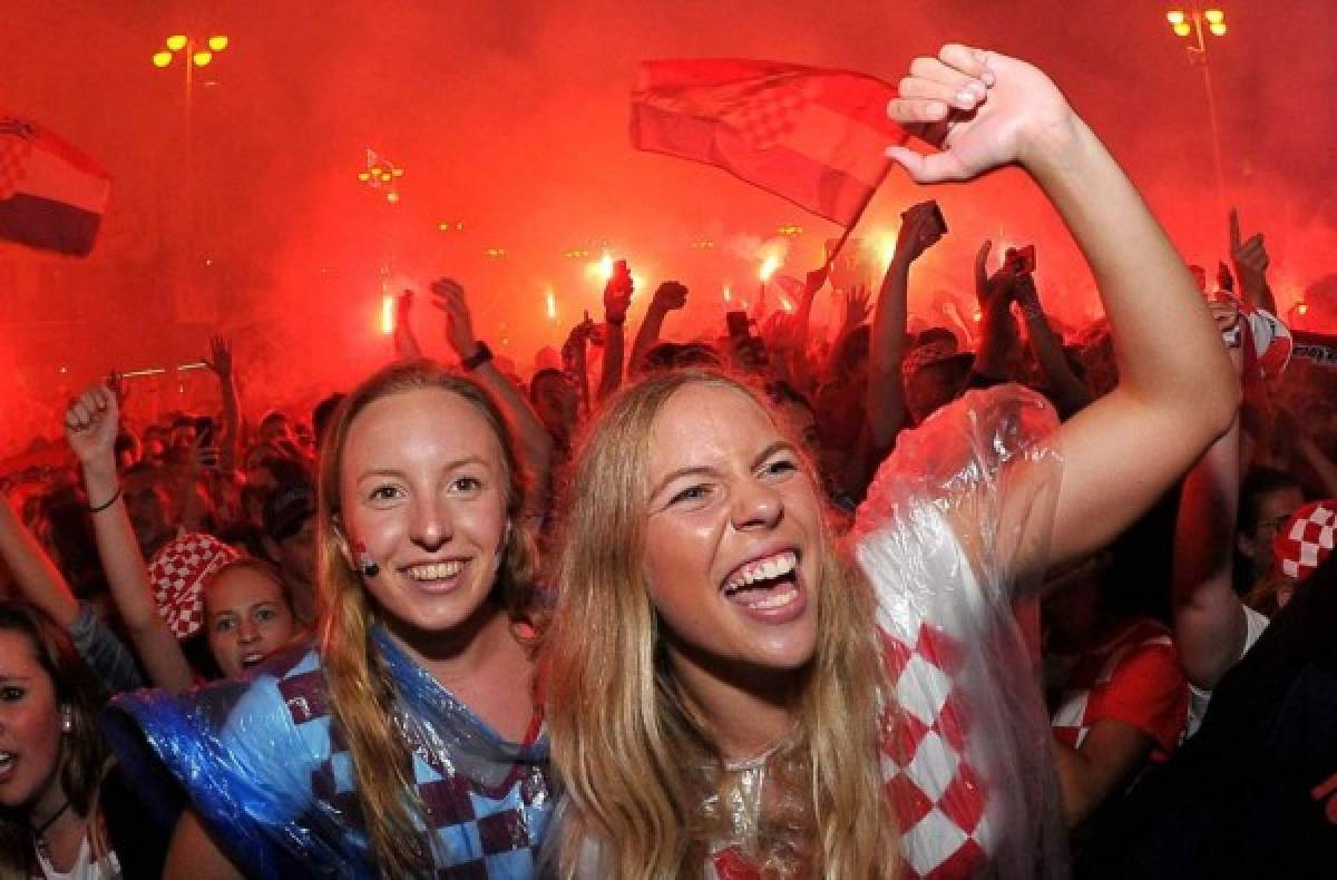 Desmadre y belleza: Así celebran en Croacia el pase a la final de Rusia 2018